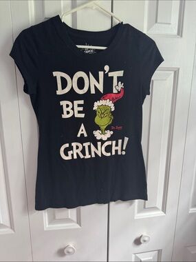 Dr. Seuss Black "Don't Be a Grinch" Short Sleeve Tee